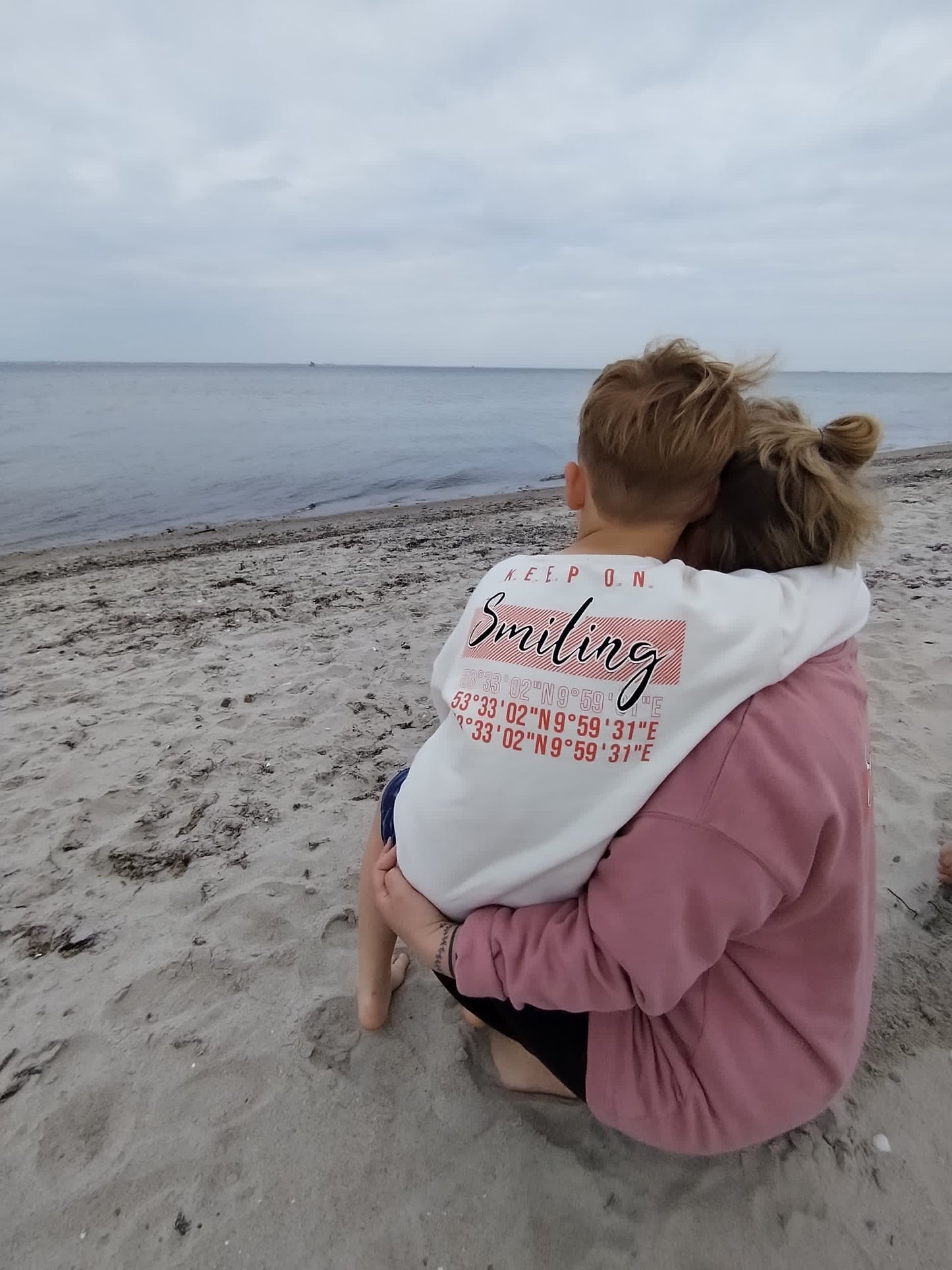 LIMITIERT #19 Sweatshirt "Keep on Smiling" - versch. Farben