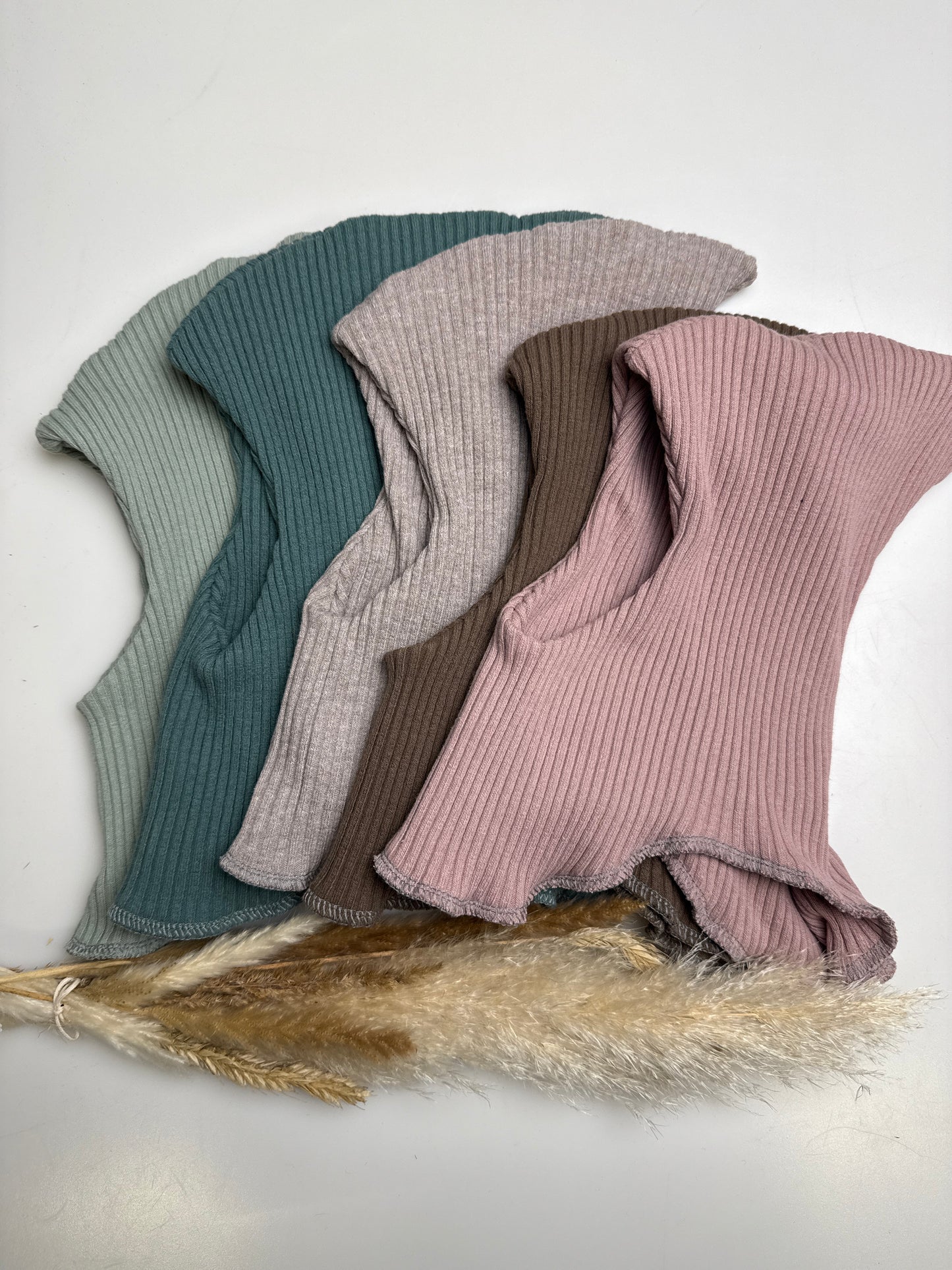 Strick Schlupfmütze Gr 1-3 Jahre verschiedene Farben