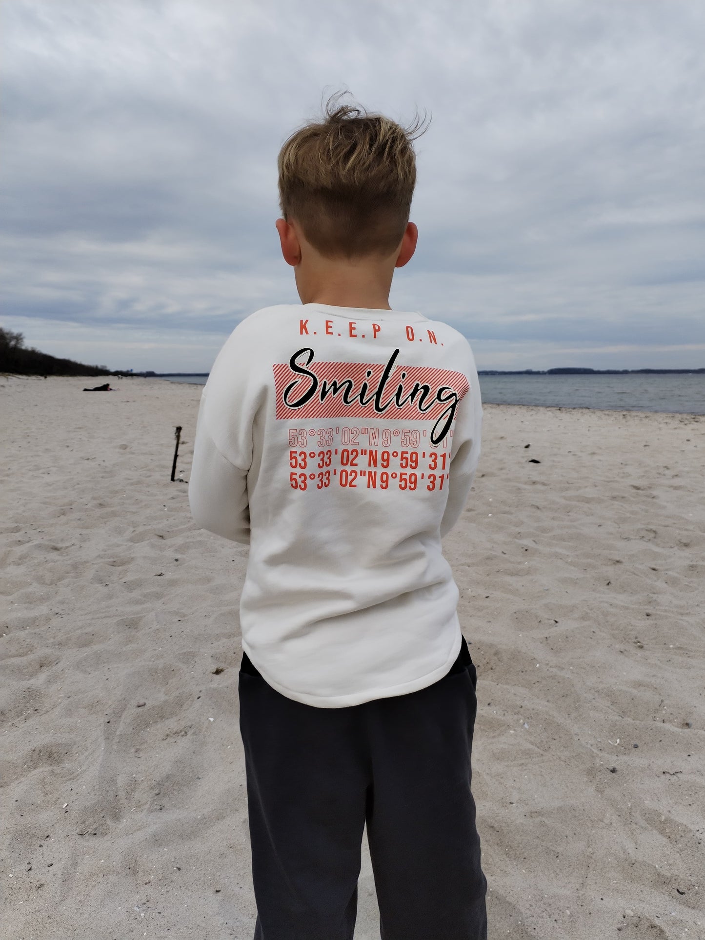 LIMITIERT #19 Sweatshirt "Keep on Smiling" - versch. Farben