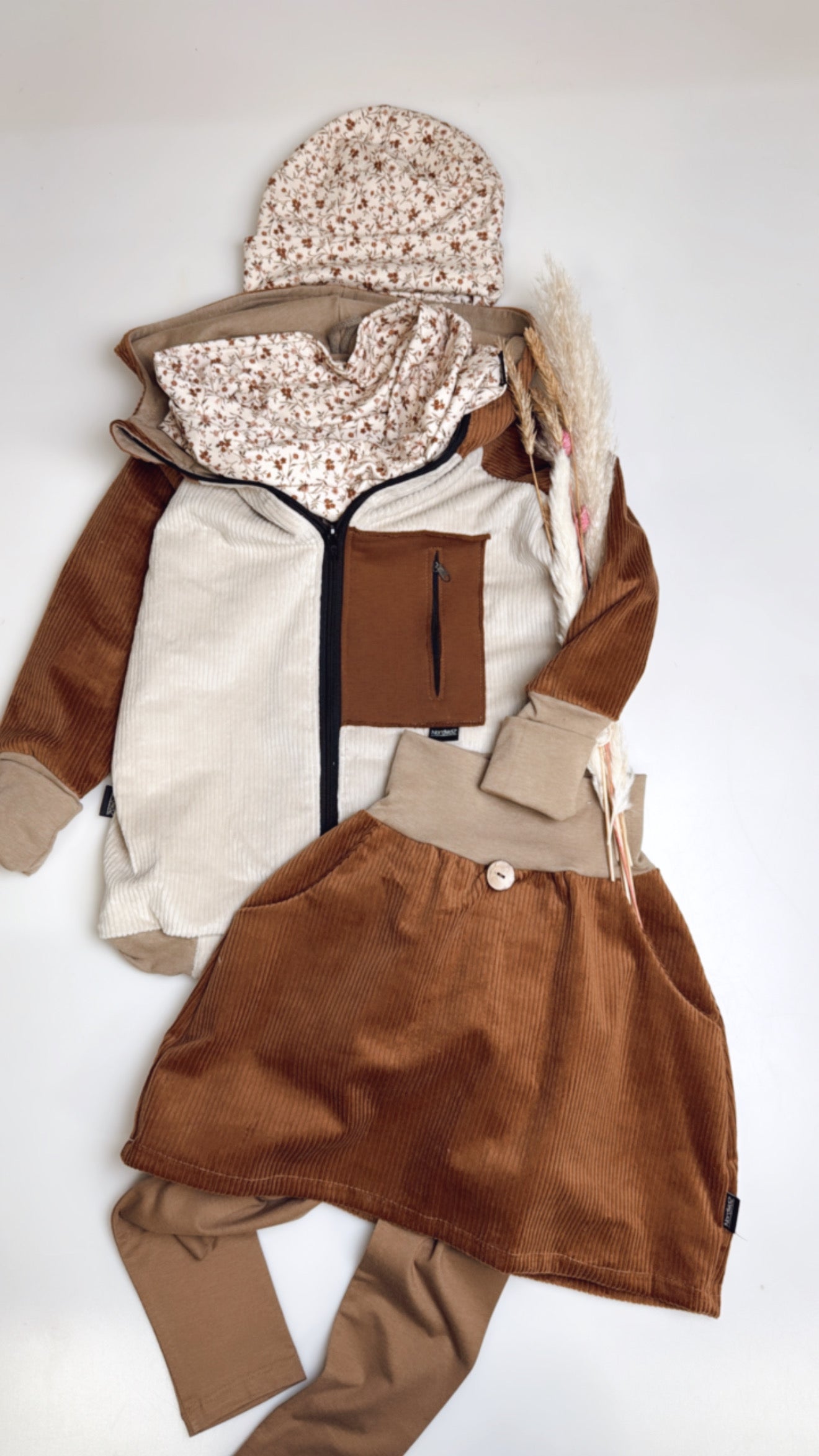 🤎 Cordjacke mit Kapuze – Naturtöne im Mix & Match BRAUN