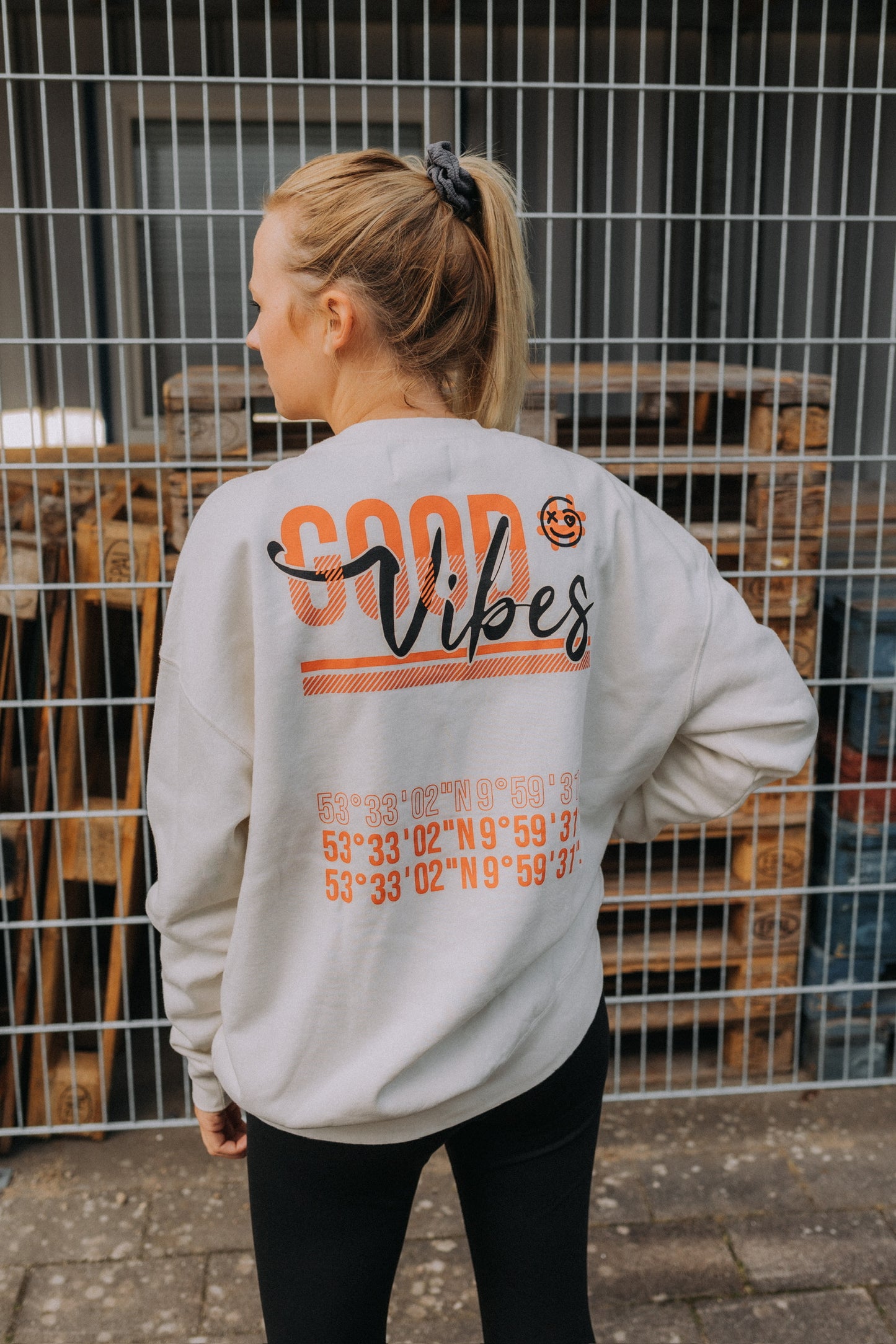 #19 Sweatshirt OVERSIZE "Good Vibes" - versch. Farben
