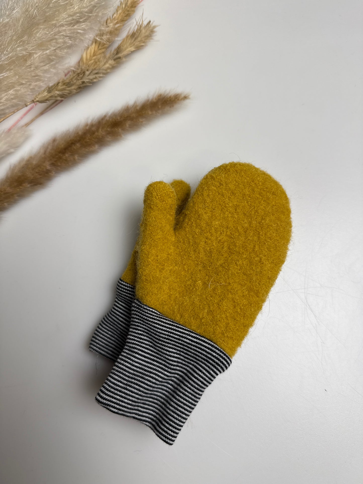 Walk Handschuhe Gr. 1-2 Jahre ZITRONE