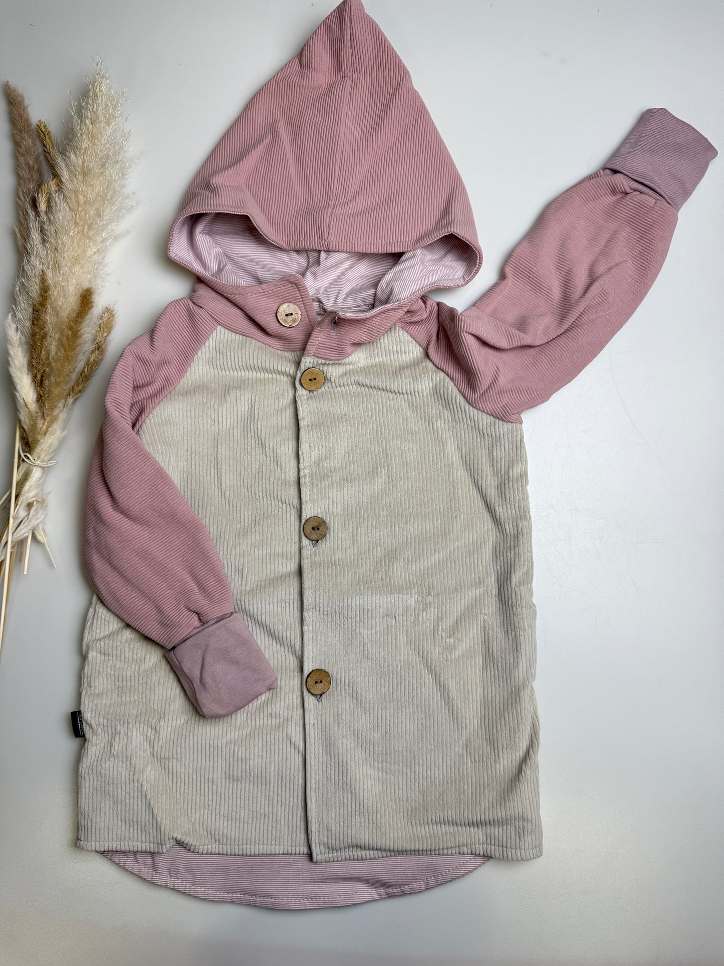 Cordzipfeljacke mit Ribstoff - Knöpfe