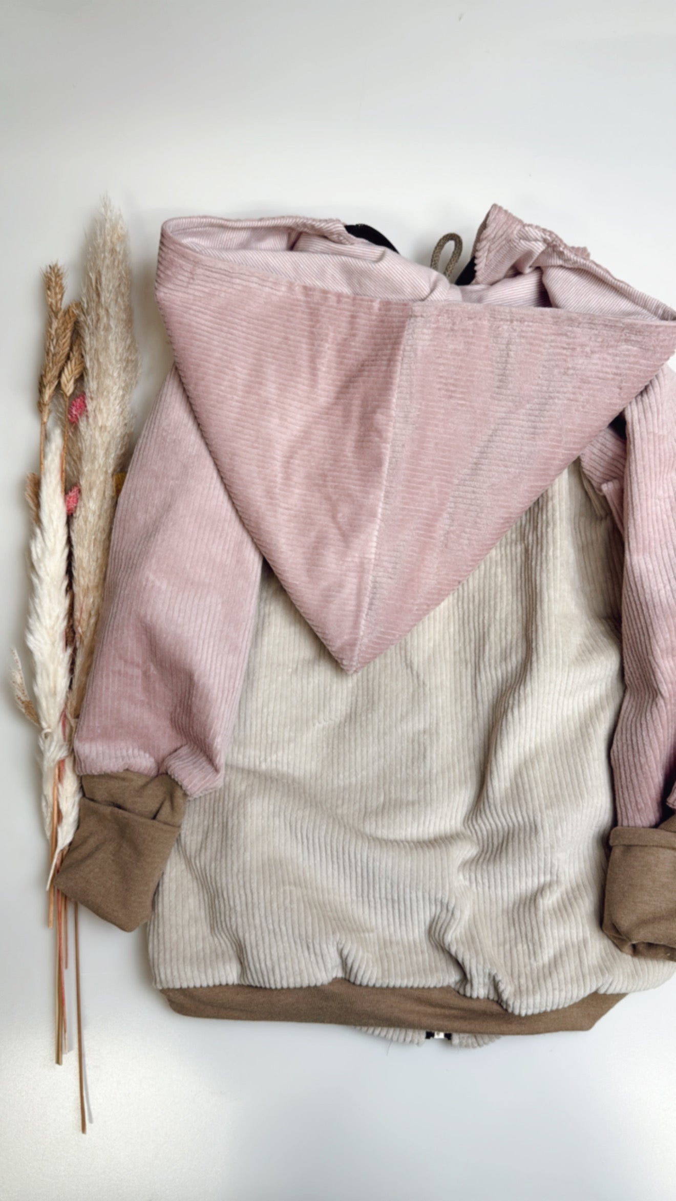 🩷 Cordjacke mit Kapuze – Naturtöne im Mix & Match rosa