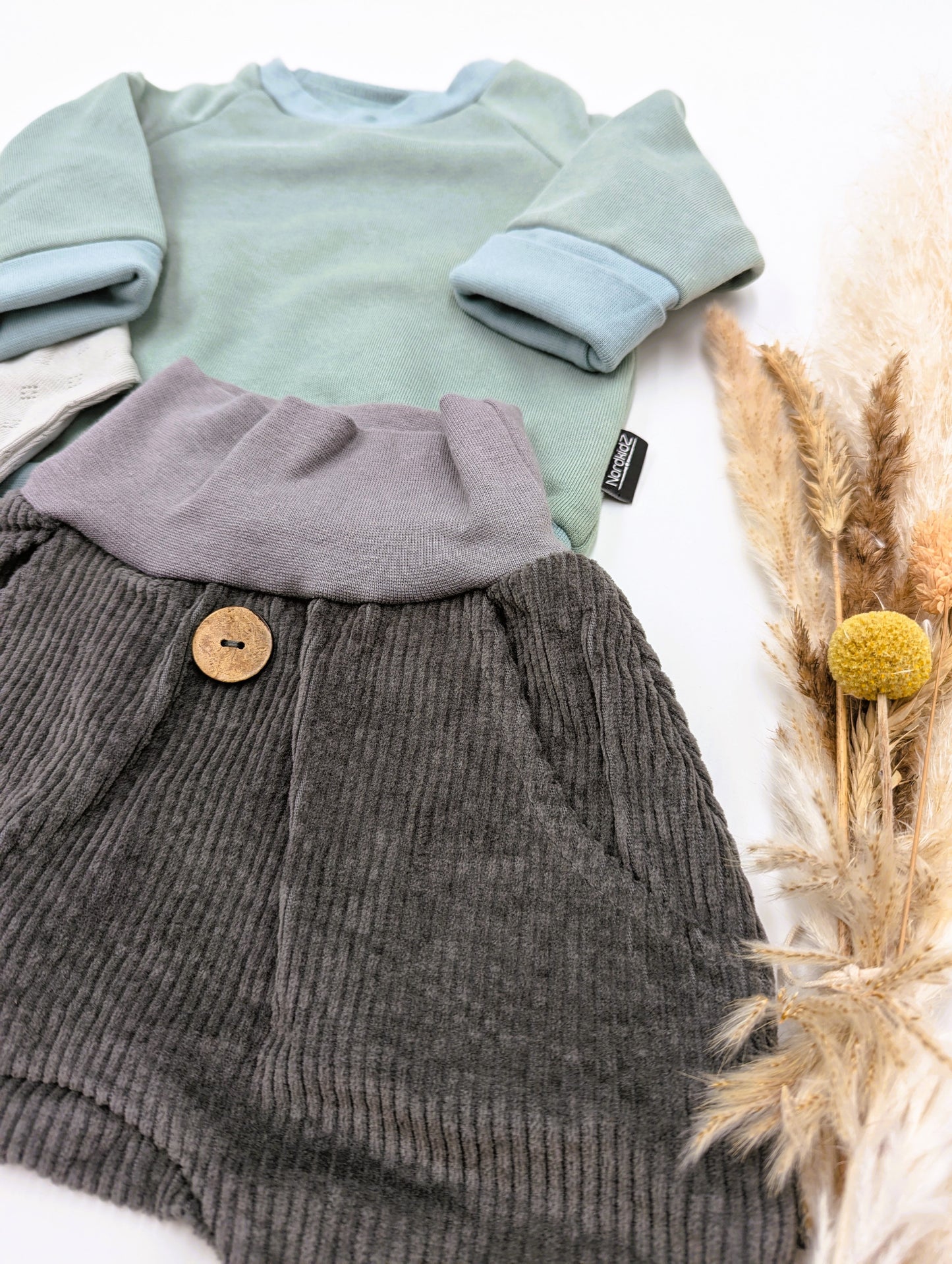 Newborn - Outfit 12 (Gr. 1, 4 Teile)