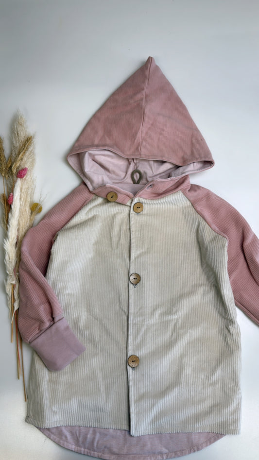 Herbstliebe zum Anziehen – Kuschelige Cordjacke rosa/creme mit Kapuze