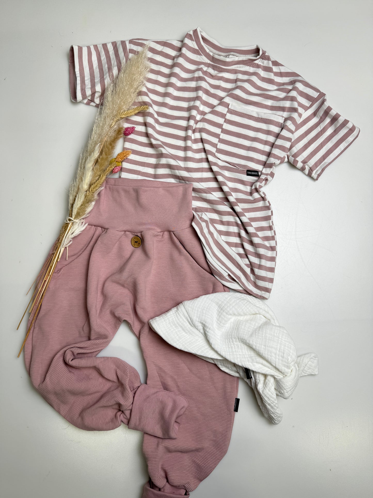 Streifenshirt „rosa Nordlicht“ – Lässiger Look aus Bio-Jersey