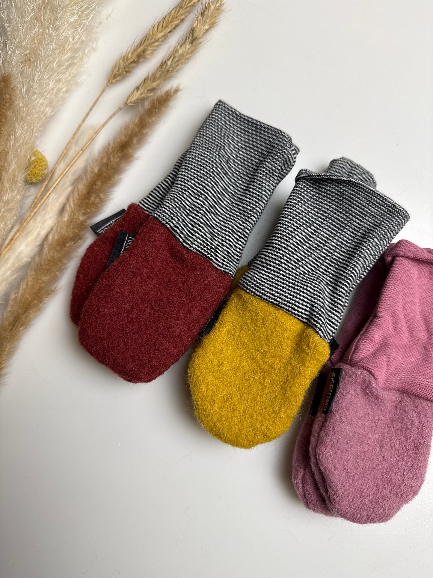 Walk Fäustlinge Gr. 3-9 Monate versch. Farben