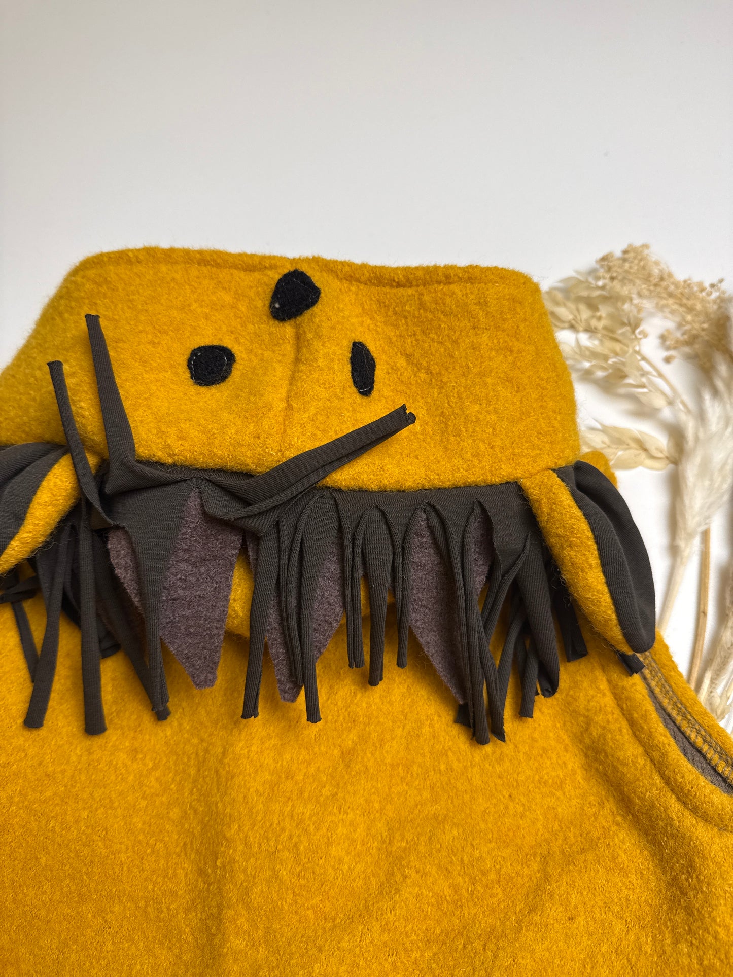 Walk Weste Löwe Gr. 104/110