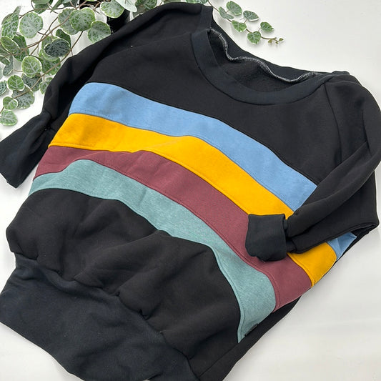 Mama "Regenbogen Sweater Oversize" black