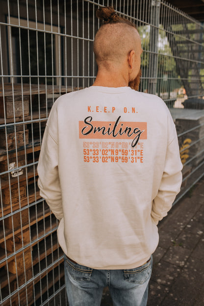 #19 Sweatshirt OVERSIZE "Keep on Smiling" - versch. Farben