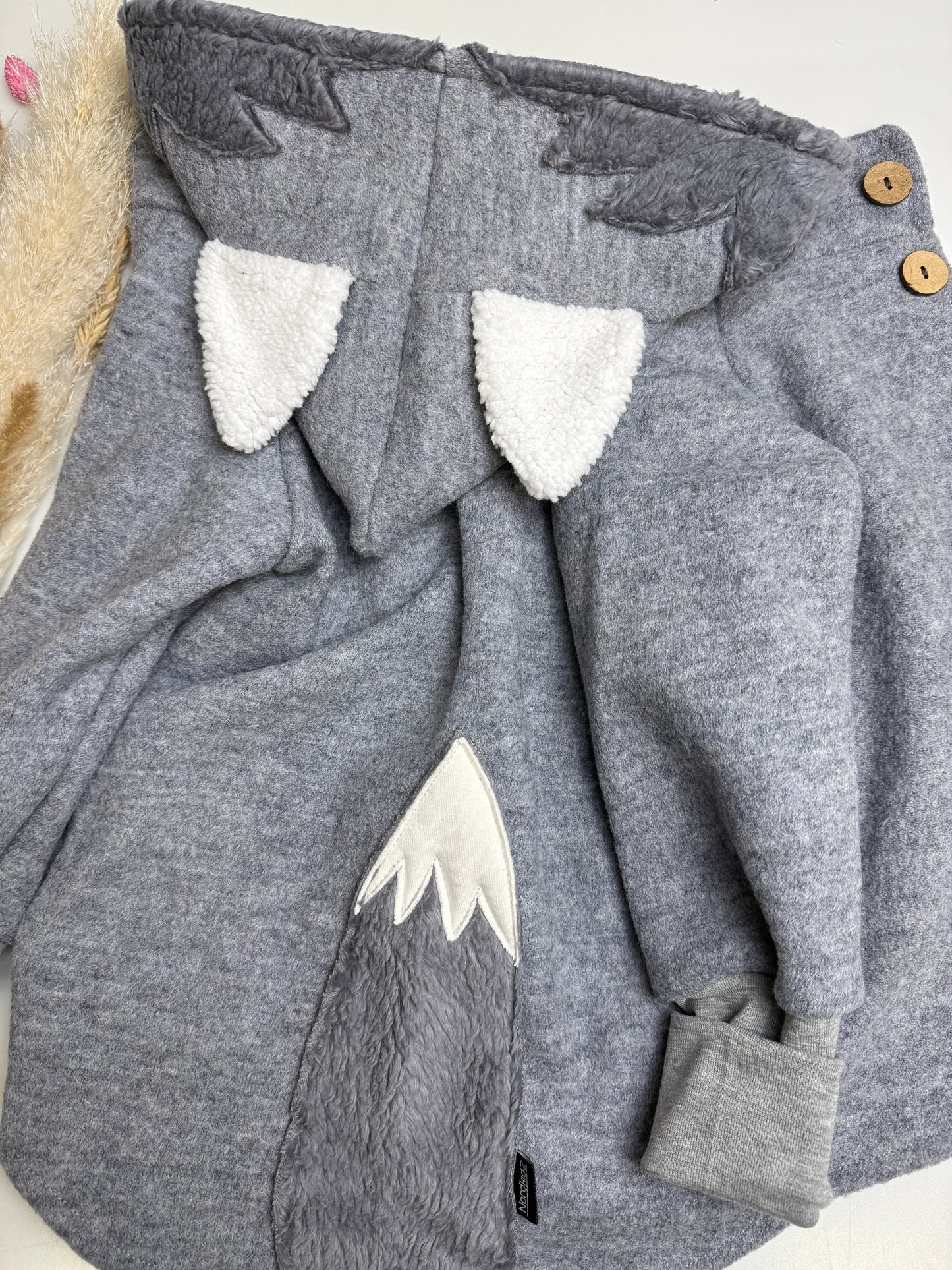 WOLF 🐺 Wolljacke für Kinder – handgemacht, mulesingfreie Schurwolle