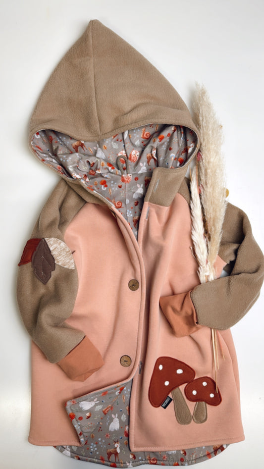 Rosa Herbstzauber Jacke – Fleece trifft Sweat, Liebe zum Detail inklusive