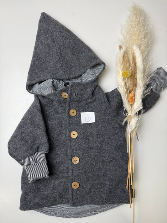 16 Wollwalk-Jacke - Stein (s/w-Ringel)
