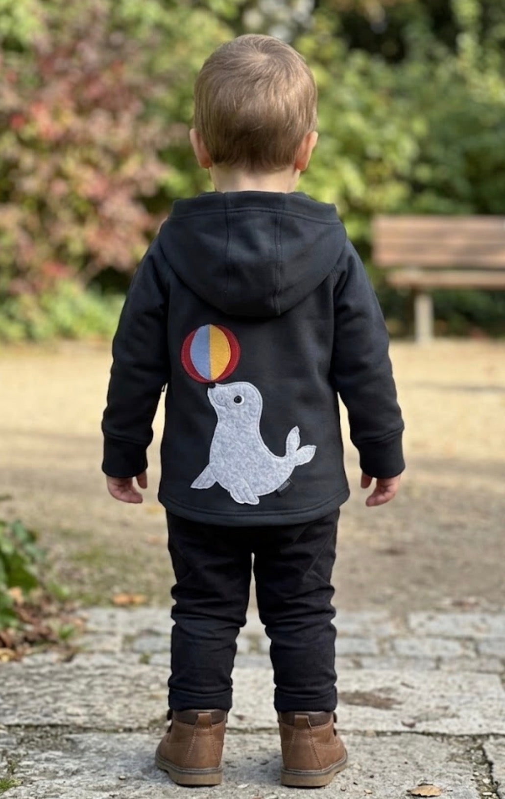 🎈 Kuschelige Fleecejacke mit süßer Seehund-Applikation Gr. 4 - 86/92