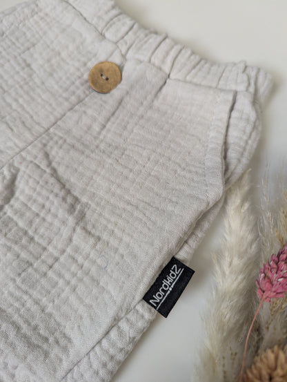 156 Musselin Shorts - versch. Farben